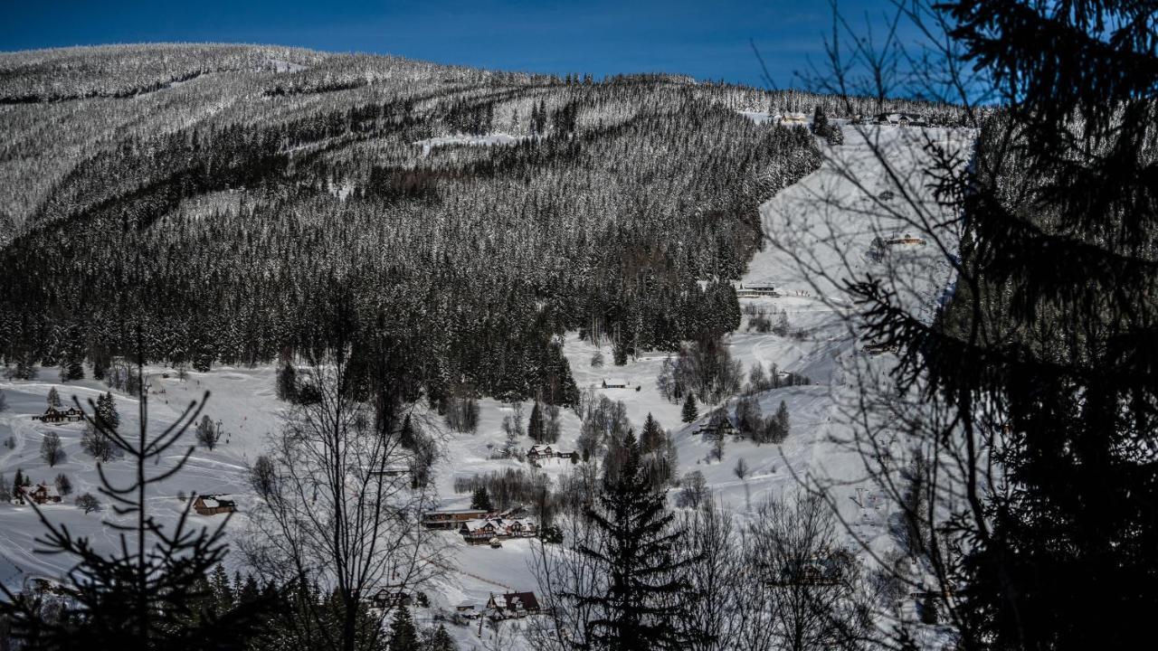 Penzion Topas Pec pod Sněžkou Exterior foto